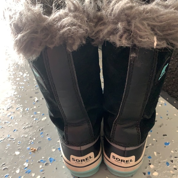 Winter boots in great condition - Picture 3 of 4